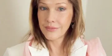 «В 70 ЛЕТ НУЖНО БЫТЬ СКРОМНЕЕ»: СМЕЛОЕ ФОТО ПРОКЛОВОЙ ВЫЗЫВАЛО НЕЛЕСТНЫЕ КОММЕНТАРИИ