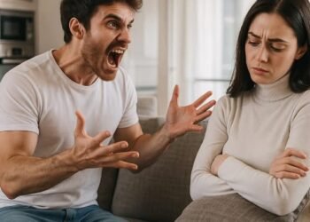 — Бегом в больницу, — ревел взбешенный муж, — какой тебе ребенок? Я тебе вроде беременеть не разрешал!